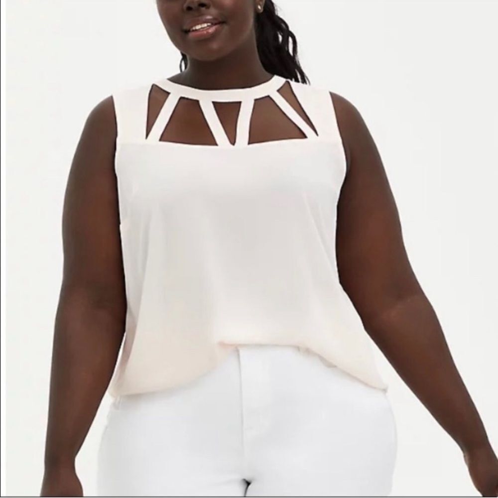 Torrid light pink pearl sleeveless Georgette cage front tunic tank blouse top